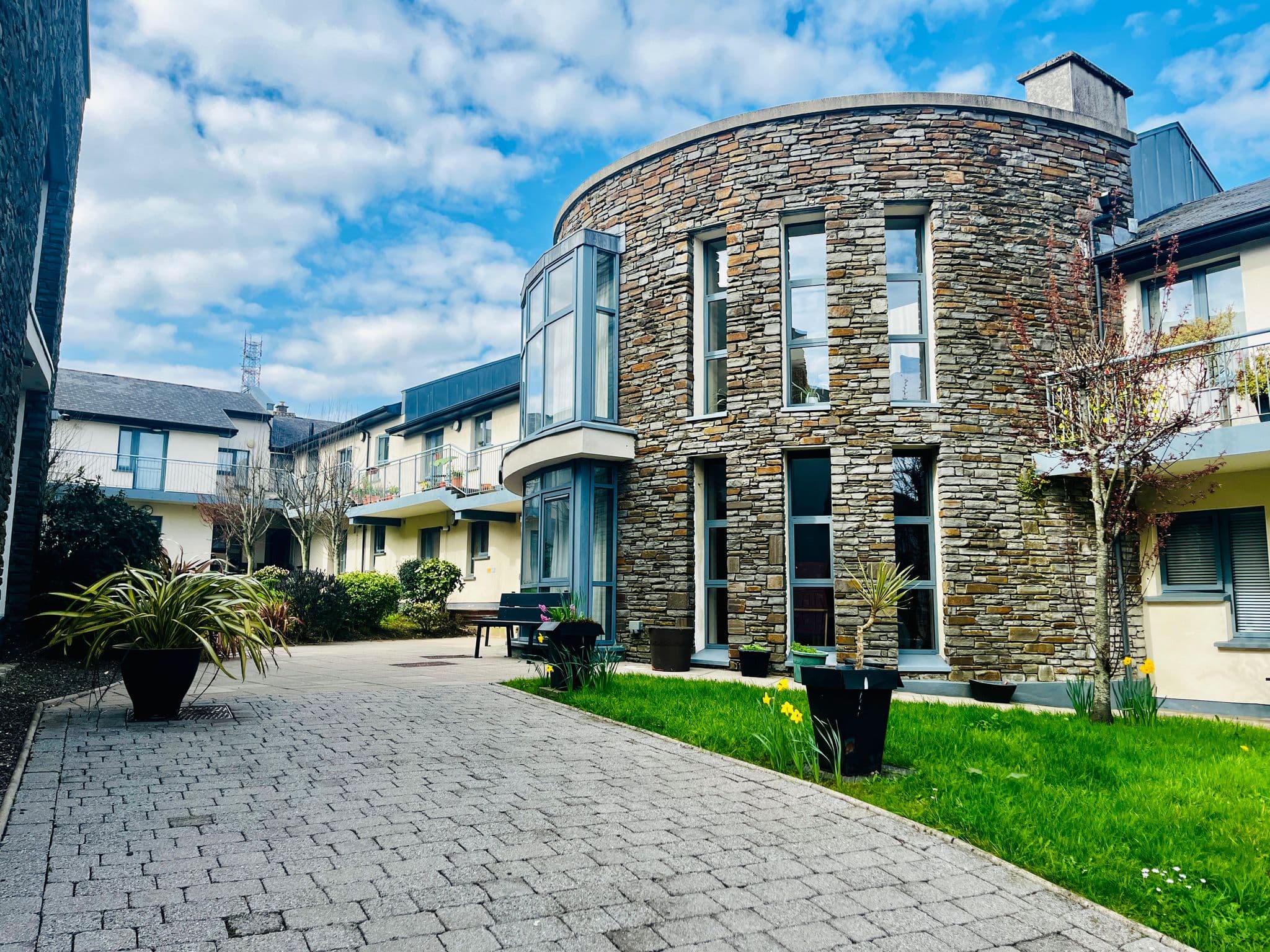 Árd na Rí building exterior